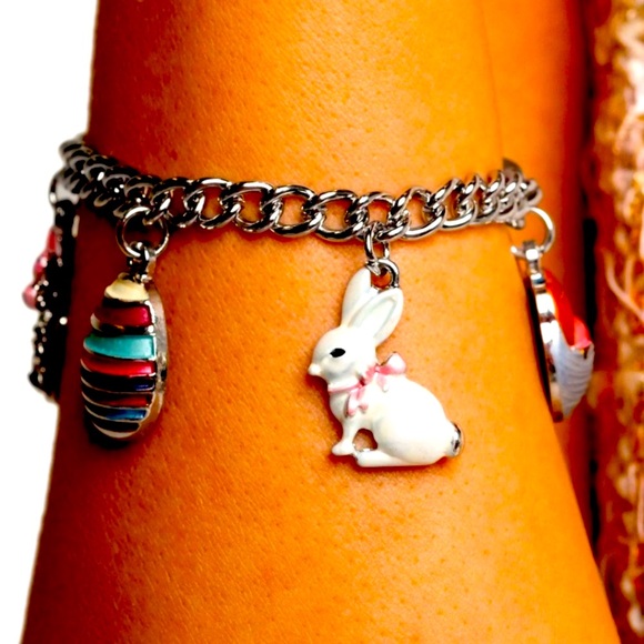 🐰 COMPLETE LOOK EASTER EMBELLISHMENT NECKLACE & EASTER ENHANCEMENT MULTI❗️ - Picture 5 of 7